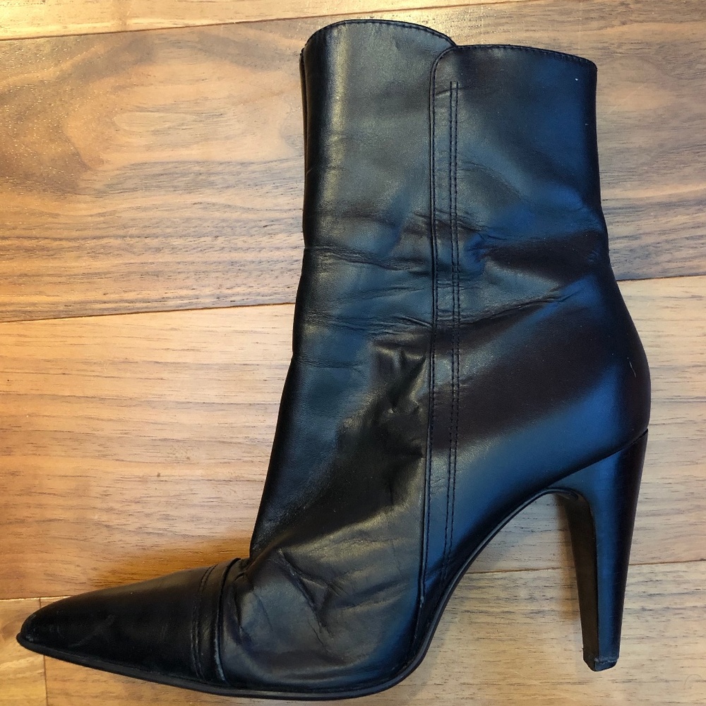Black Boots
